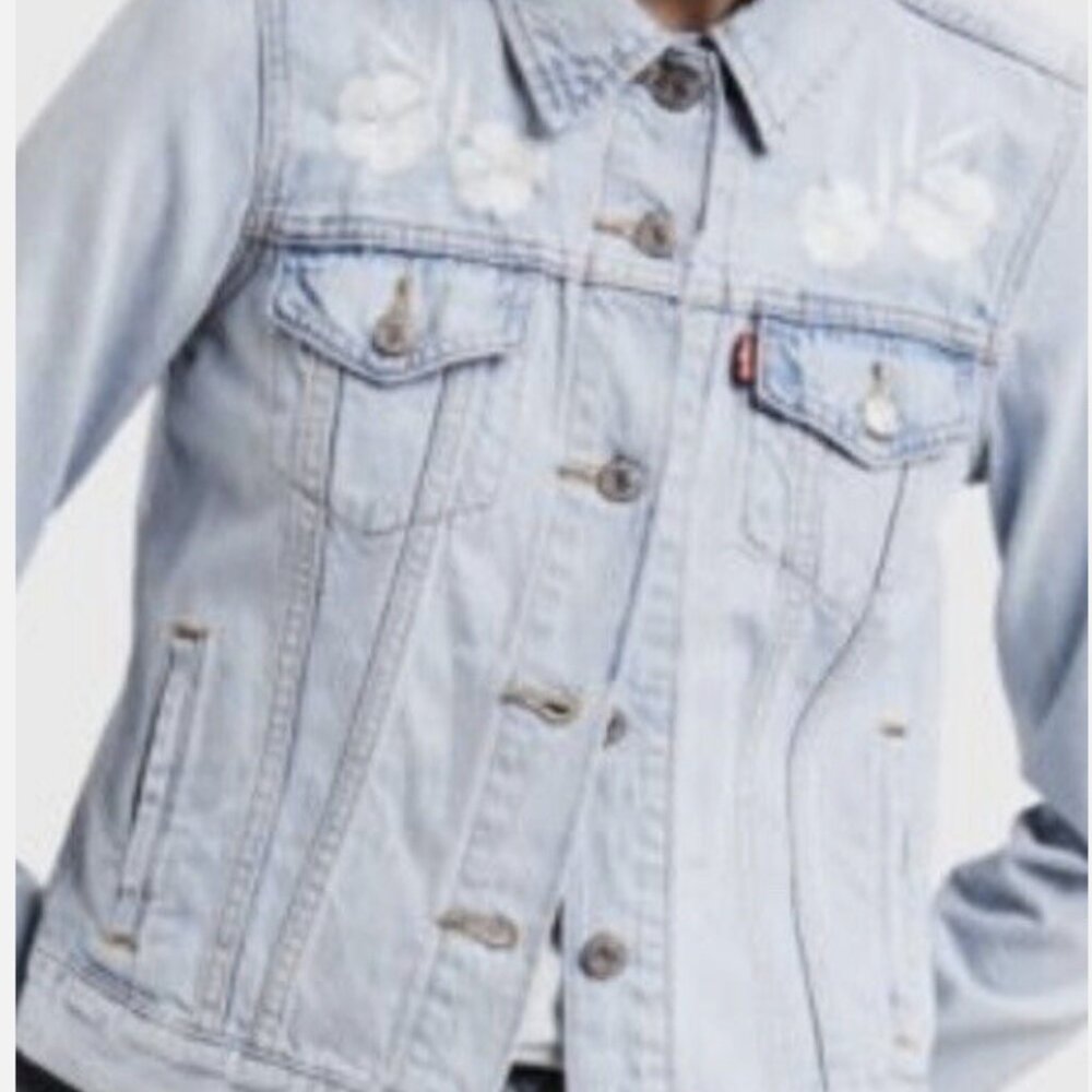 Levi's® light wash with floral embroidery Original Trucker Jacket Size XL